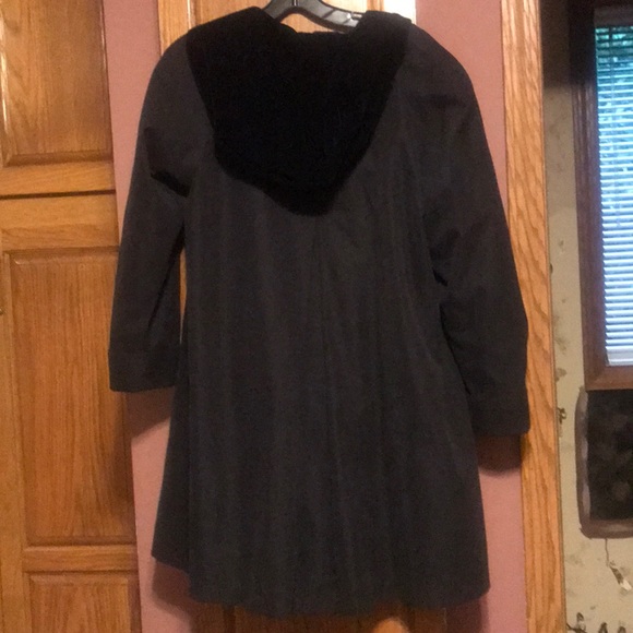 Gallery black coat with hood and zip out lining - Picture 9 of 15